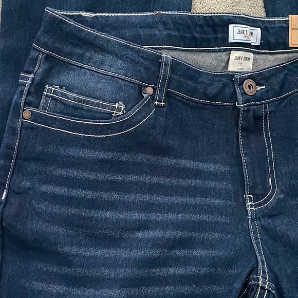 ❌SOLD❌ Jean’s Denim - Picture 3 of 12